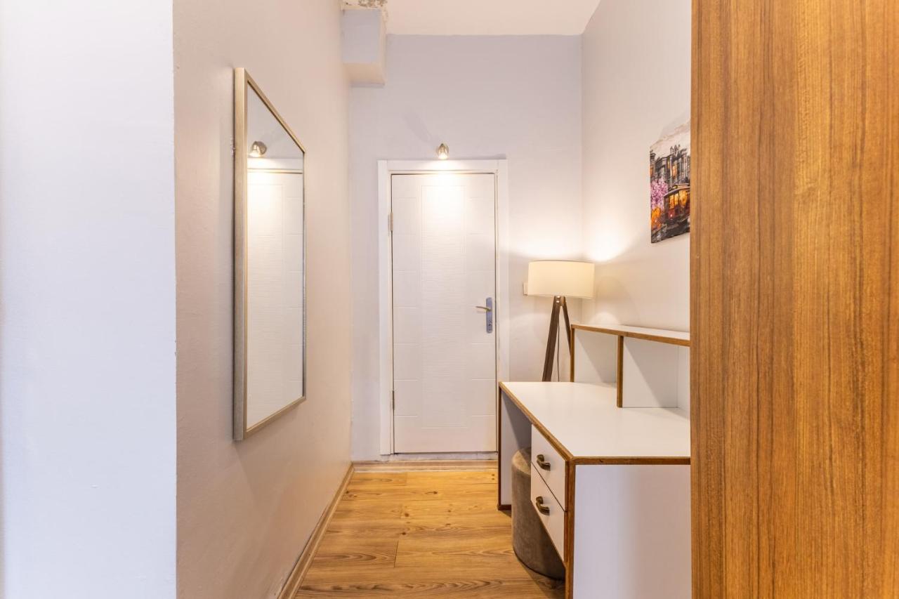 Lovely Flat Near Shore And Trendy Spots In Kadikoy Istanbul Ngoại thất bức ảnh